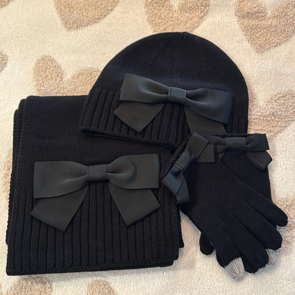 Kate Spade, scarf, hat, and gloves